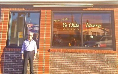 Homesick Greek American Closes Restaurant, Moves Back to Greece